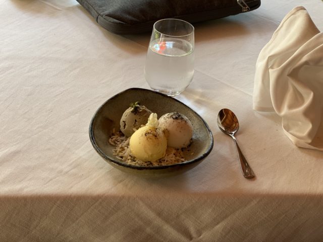 malis restaurant プノンペン discovery