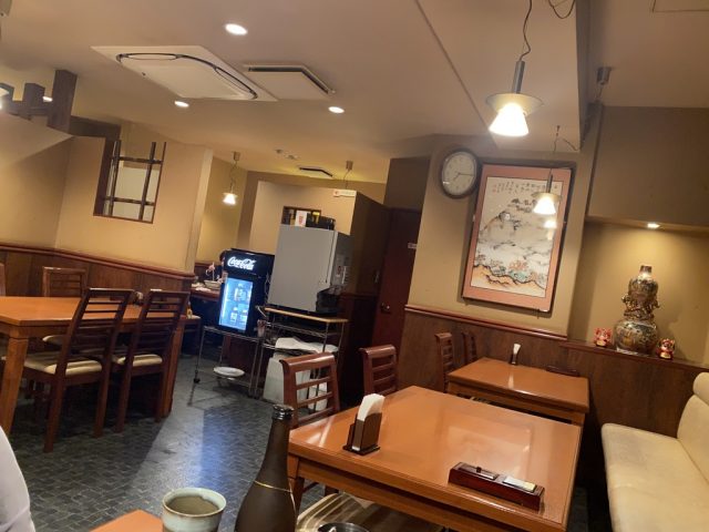 泰山 店内