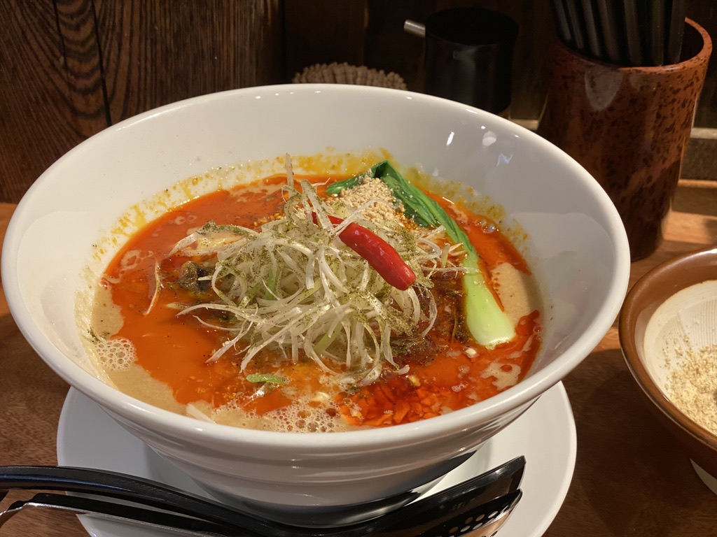 赤い鯨 赤坂【レビュー】 四川担々麺をこんにゃく麺で味わえる 糖質制限対応