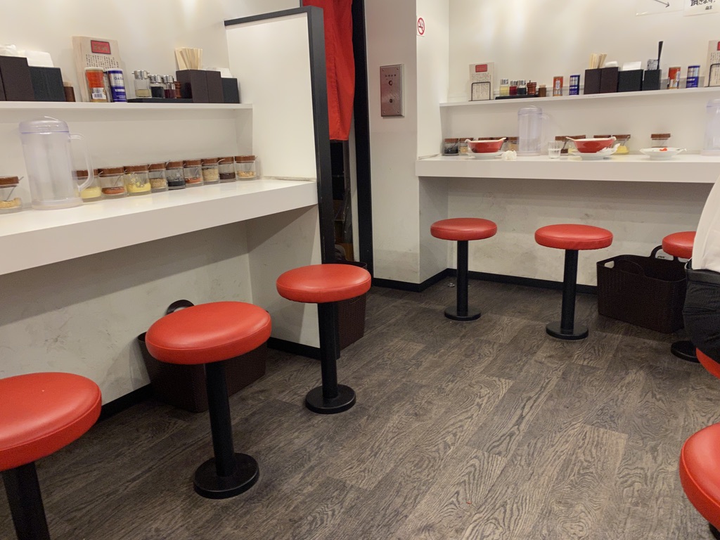 熟成味噌タンメン蔵味増屋 店内