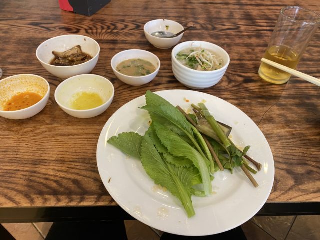 Relax Cafe プノンペン ランチビュッフェ