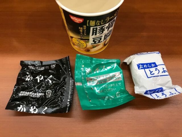 日清 豚骨豆腐 