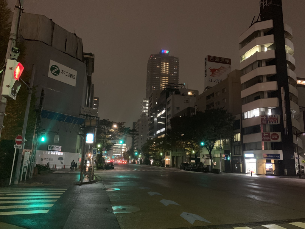 浦安図書館 駐車場と駐輪場