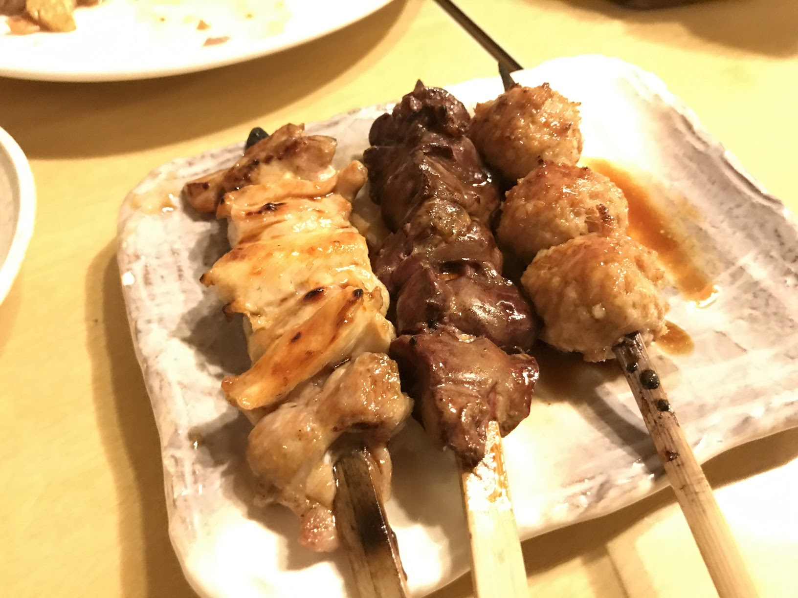 赤坂 鳥通【レビュー】スケーティングシャーベットホッピーと焼き鳥を味わった