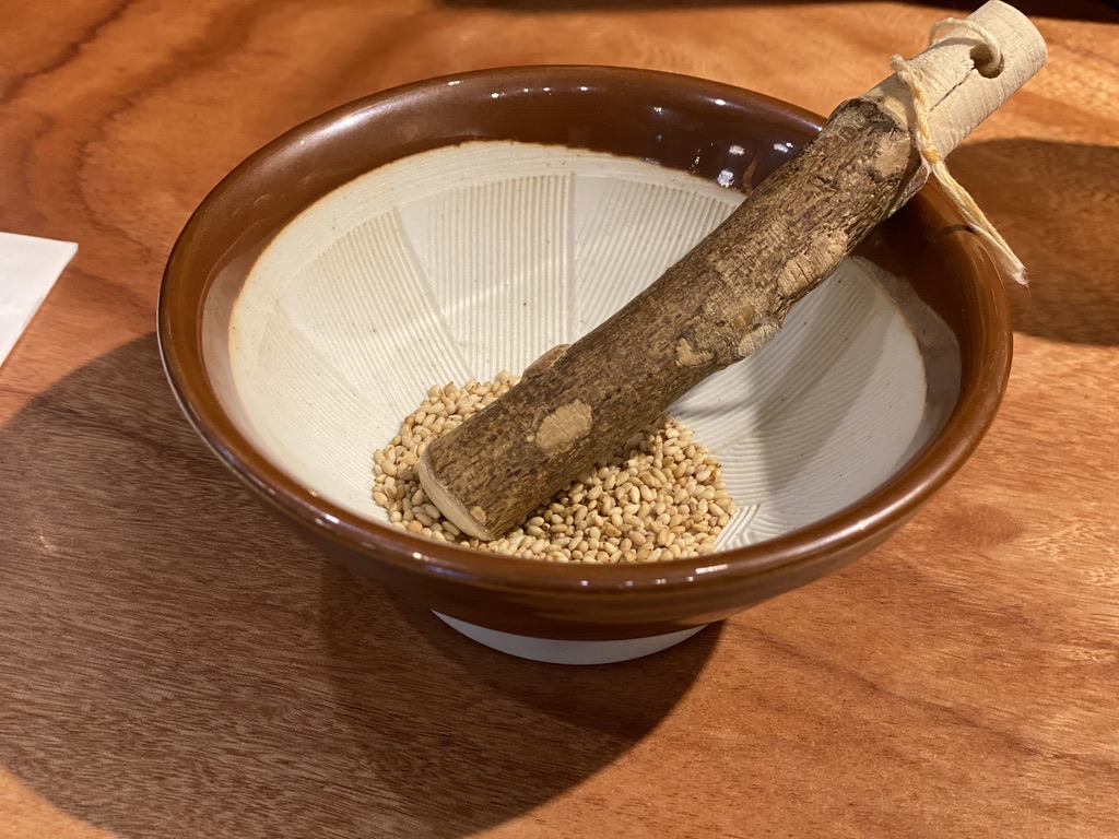 赤い鯨 白ごま