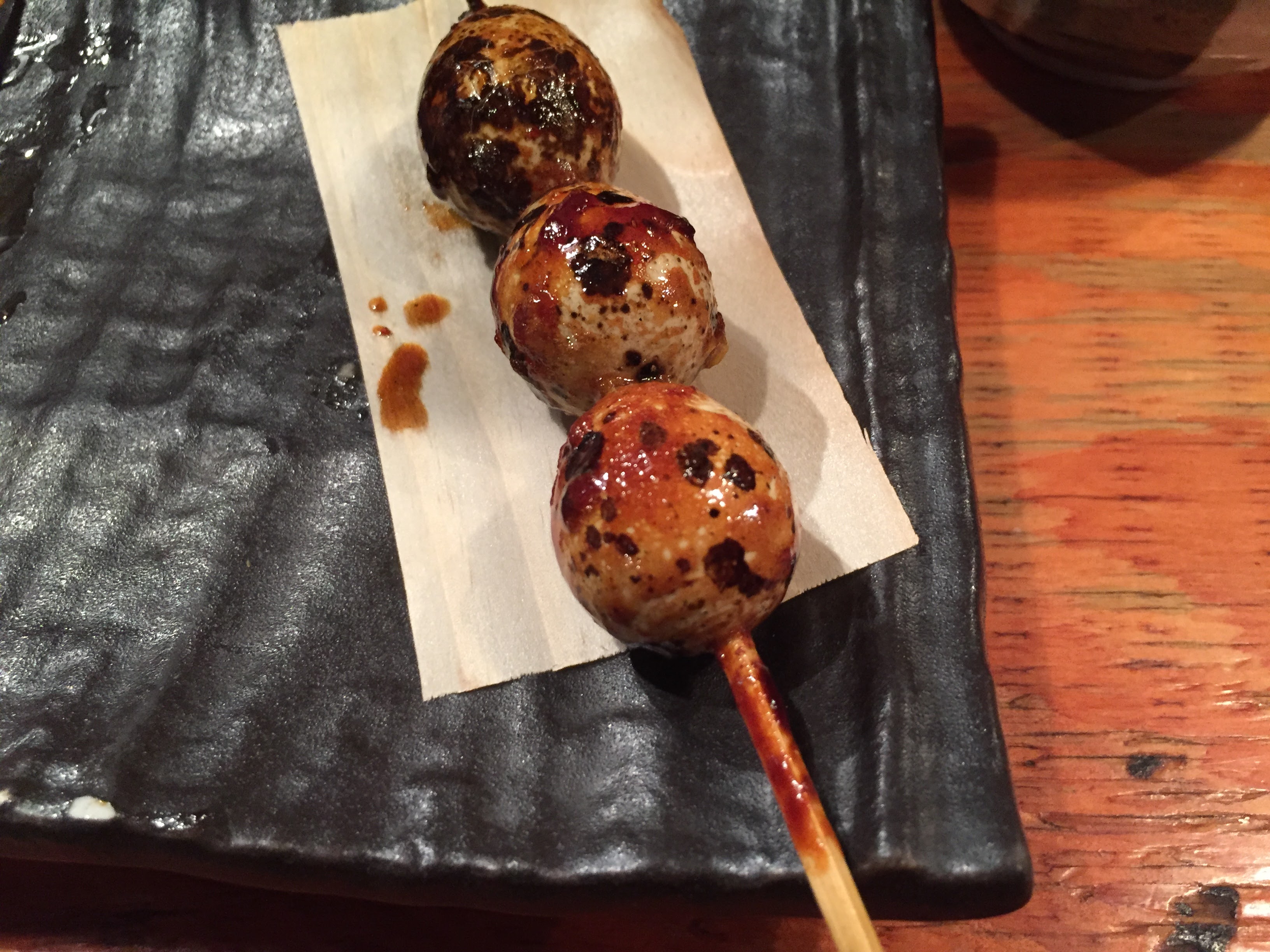 「えびすや」  上野御徒町【レビュー】クオリティの高い焼き鳥に舌鼓を打った