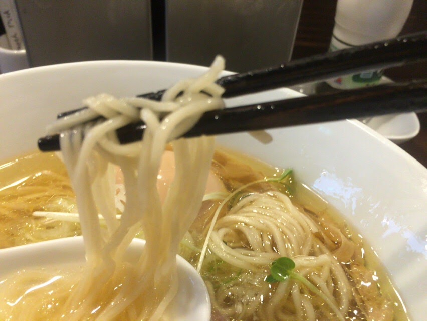 らぁ麺やまぐち 辣式（らつしき）