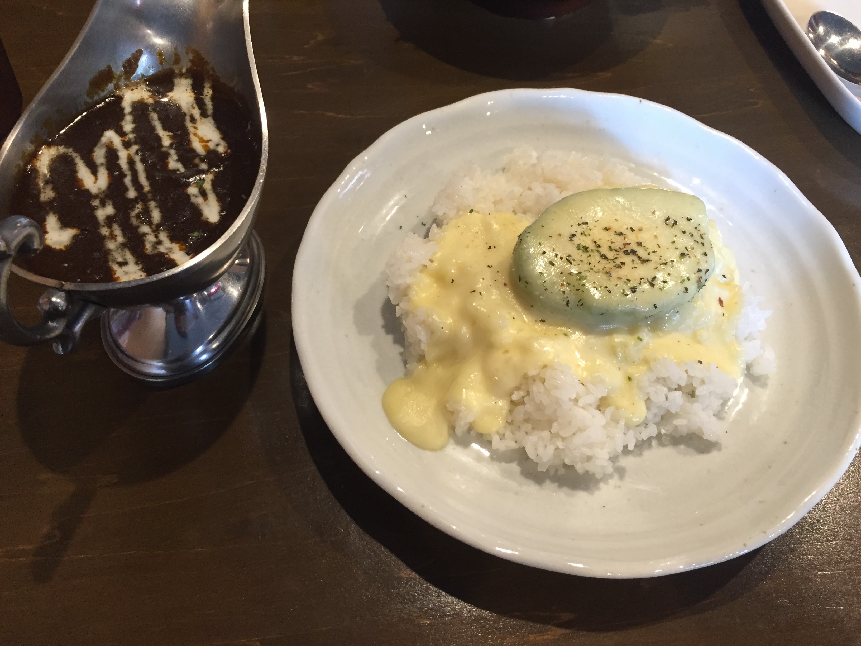 100時間カレー 浦安店【レビュー】アボカドチーズカレーが旨い！