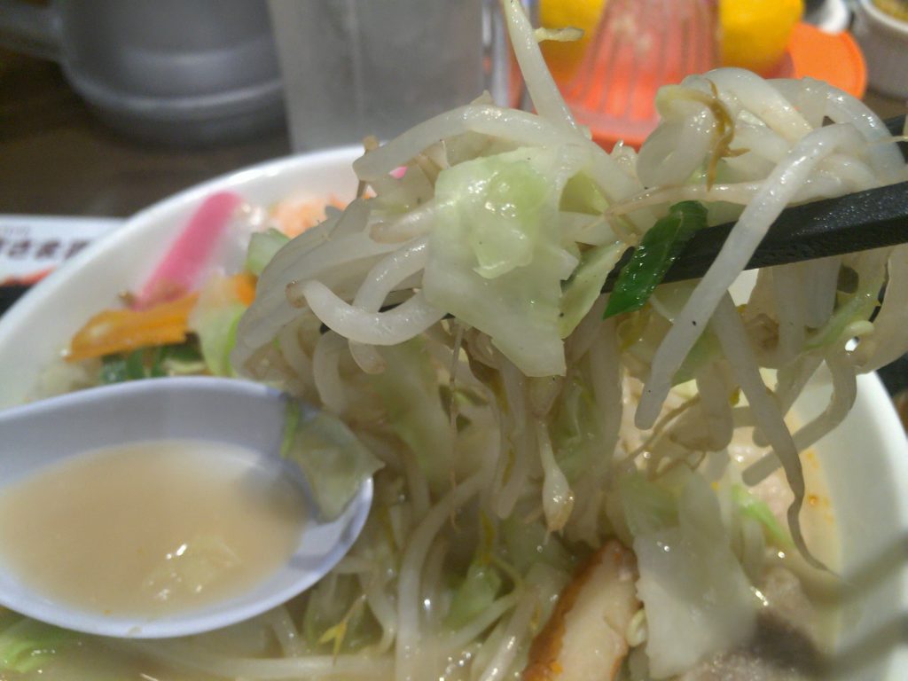 リンガーハット 野菜たっぷり食べるスープ
