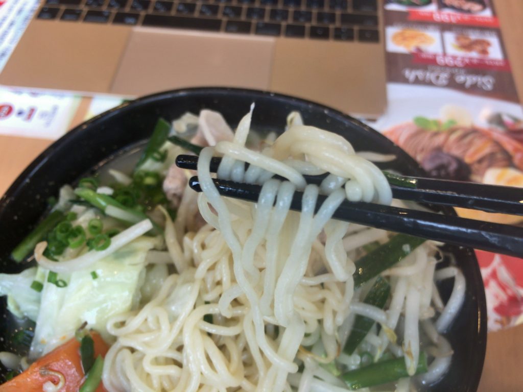 ガスト 糖質ゼロ麺