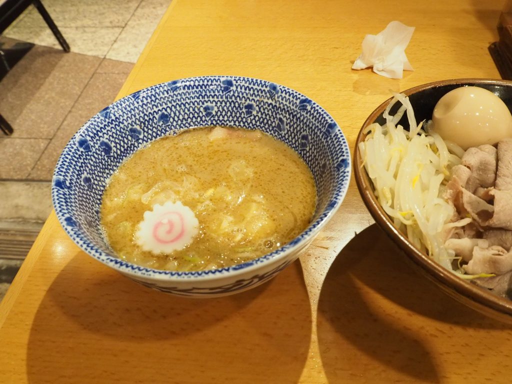 舎鈴(しゃりん) つけ肉