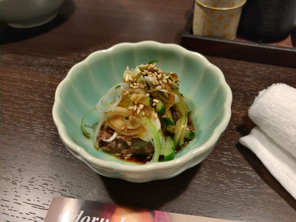 二鷹(にたか) 牛もつ 千駄木