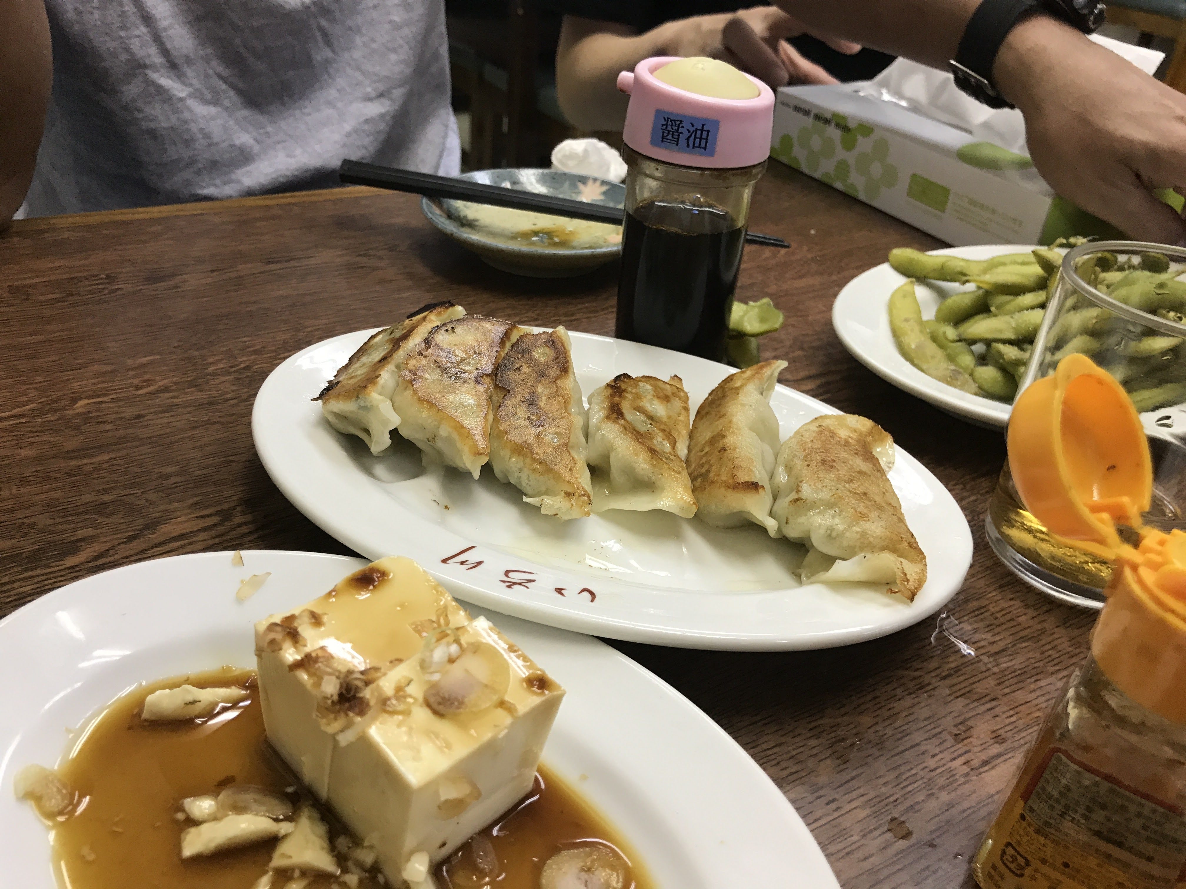 いち川食堂 八王子駅南口すぐ 餃子と各種おつまみが絶品 家庭的な中華料理のお店