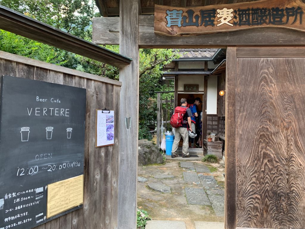 ビア カフェ バテレ 外観