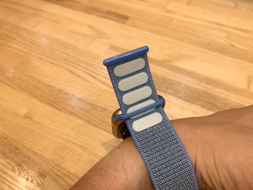 Apple Watch サードパーティ製 スポーツループバンド