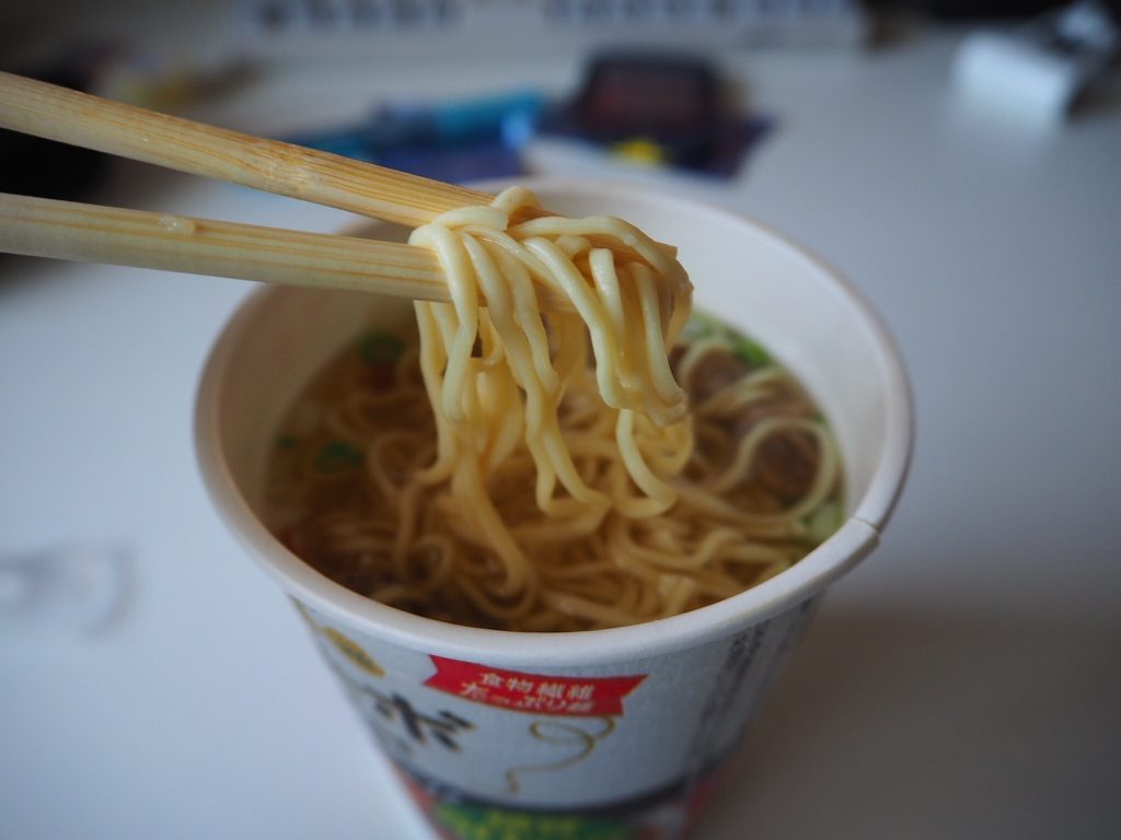 ローカーボヌードル