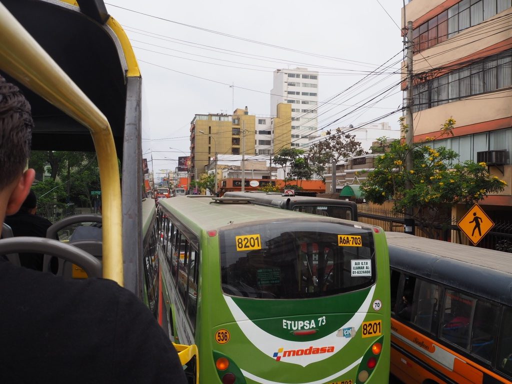 リマ観光 TURI bus
