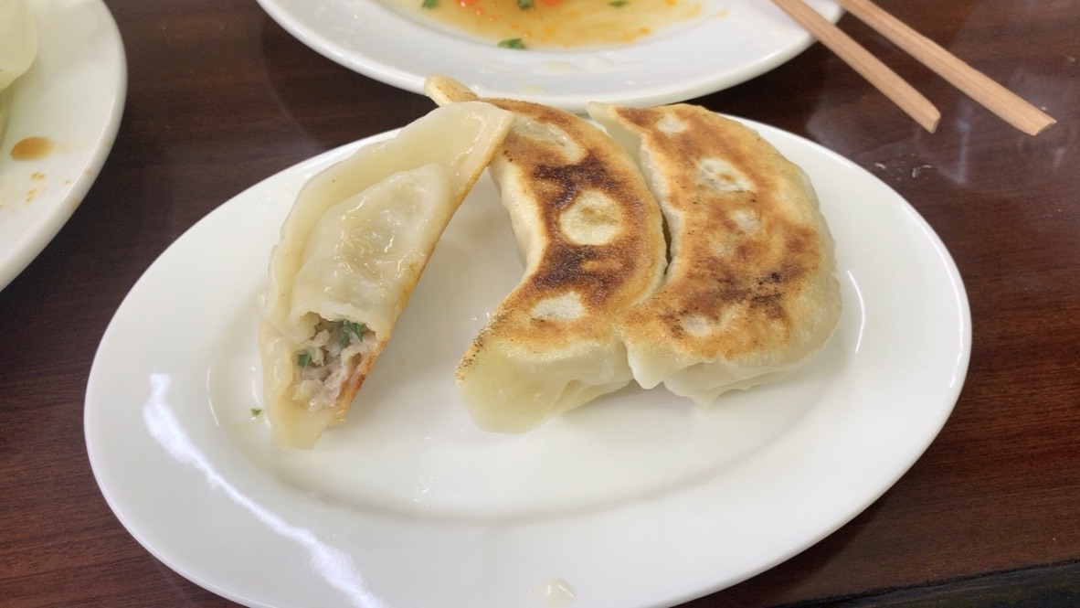 青山餃子房 浦安【レビュー】9種類の大きい餃子がうまい ちょい呑みできる