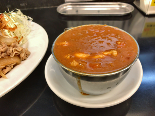 【閉店】「肉い奴」小伝馬町  【レビュー】炭火ホルモンを立ち呑みで楽しめるお店